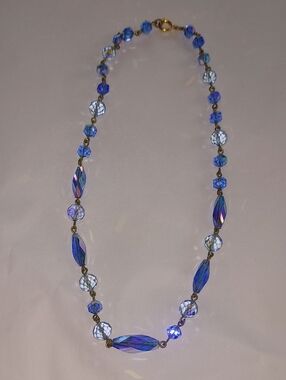 Blue Crystal Bead Necklace - Women's Jewelry .vintage